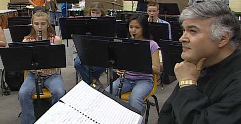 Students at Apollo Junior High School Wind Ensemble in Richardson, TX rehearsing Robert Xavier Rodriguez's 'Smash the Windows' (2001).