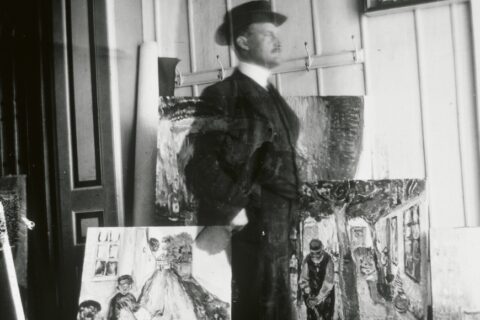 Edvard Munch with his artwork -- Photo courtesy of Munch Museum Oslo